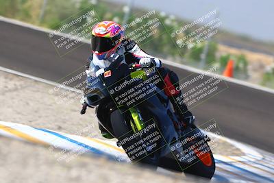 media/Sep-20-2025-TrackDaz (Sat) [[27f0cde673]]/A Group/2pm (Turn 9)/